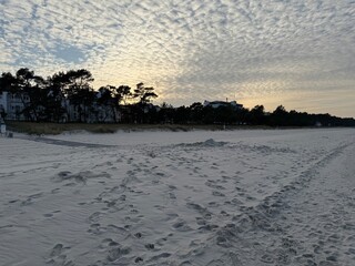 Naklejka premium sunset on the beach