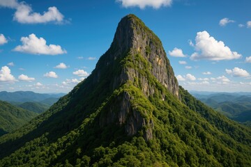 Fototapeta premium Majestic Peak During Daylight with Scenic Natural Views