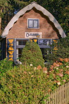 Traditional Dutch Cottage "De Sleutel" with Decorative Shutters