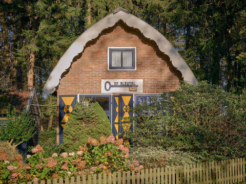 Traditional Dutch Cottage "De Sleutel" with Decorative Shutters