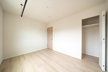 新築戸建て｜竣工写真｜LDK｜洋室｜ウォークインクローゼット｜WIC｜玄関｜クロス｜おしゃれ