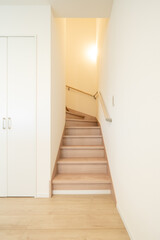 新築戸建て｜竣工写真｜LDK｜洋室｜浴室｜キッチン｜洗面｜ウォークインクローゼット｜WIC｜玄関｜クロス｜おしゃれ