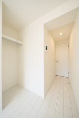 新築戸建て｜竣工写真｜LDK｜洋室｜浴室｜キッチン｜洗面｜ウォークインクローゼット｜WIC｜玄関｜クロス｜おしゃれ