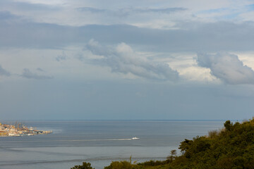 View from the opposite bank of the historic center of Lisbon
