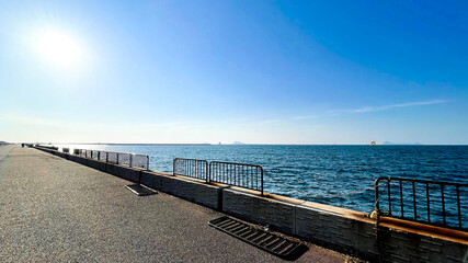 Fototapeta premium 海風そよぐ響灘北緑地公園