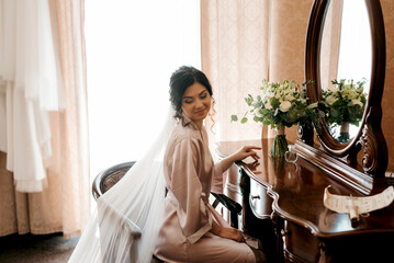 morning of the bride with the creation of the image