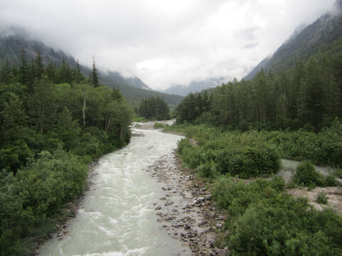 river in the mountains