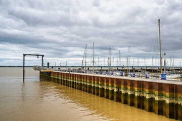 Obraz premium Pauillac over Gironde Estuary, Bordeaux, Gironde, Nouvelle-Aquitaine, France, Europe 