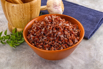 Red steamed rubine rice garnish