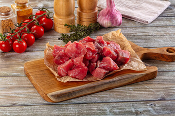Raw beef cubes for cooking