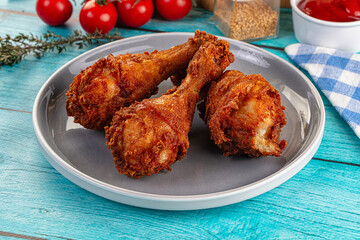 Crispy fried chicken drumsticks leg