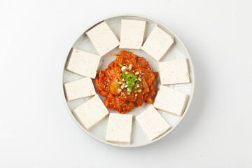 Tofu kimchi is a dish made by boiling tofu and eating it with stir-fried kimchi.