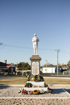 ANZAC Memorial Statue