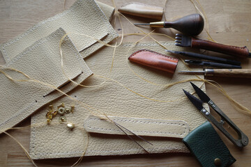レザークラフト鹿革の手帳を作る