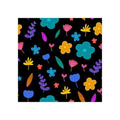 Seamless pattern with cute doodle of flowers and leaves. Seamless pattern for digital printing, graphic design, fabric, or paper.