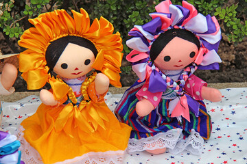 Muñeca Lele, artesanía otomí de Amealco, Querétaro, México.