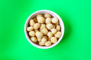 Deliciously salted roasted macadamia nuts