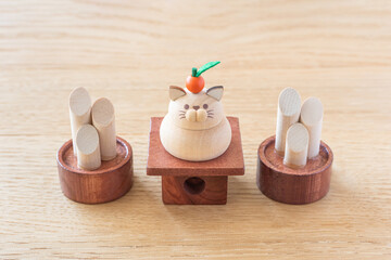 ネコの鏡餅　かわいい年賀状　日本のお正月