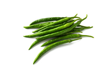 夏野菜　青唐辛子（青とうがらし, 青トウガラシ）白背景　コピースペースあり　Green chili peppers (green pepper,chile verde) white background, copy space available