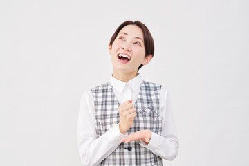 女性　事務員　ひらめく　白背景