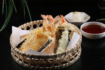 food, japanese cuisine, delicious, prawn tempura
