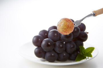 果物_みずみずしい巨峰