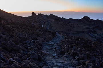 Telesforo Bravo trail descent at dusk
