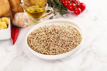 Raw dry quinoa seeds cereal