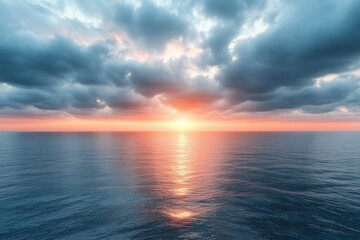 Obraz premium Sunset in Gray Tones Behind Clouds