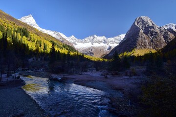 四川省　四姑娘山・双橋溝ハイキング
