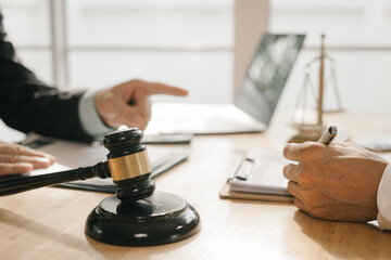 Legal advice concept: A lawyer or legal advisor is someone who listens and gives advice to business people.