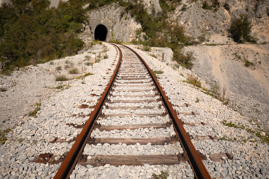 Train track tunnel
