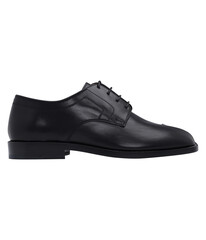 Image of a shoes for fashion on transparent background