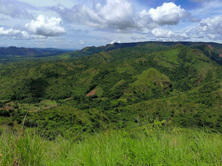 Fototapeta premium Hermoso paisaje en las montañas, La yeguada, Veraguas, Panamá.