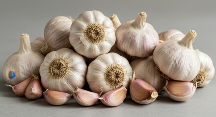Rustic Garlic Bulb Assortment