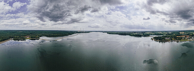 Górny Śląsk w Polsce, Zalew Rybnicki latem. Panorama z lotu ptaka.