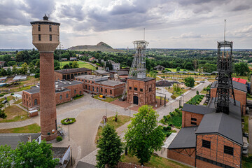 Zabytkowa Kopalnia Ignacy, obiekt turystyki i kultury, który powstał na terenie dawnej Kopalni Ignacy w Rybniku, na Górnym Śląsku w Polsce. Panorama z lotu ptaka © Franciszek