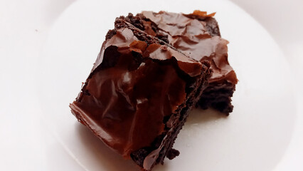 Minimal Brownie Dessert Without Nuts or Extras