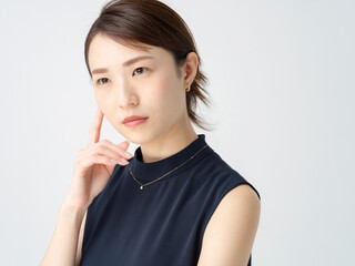 女性