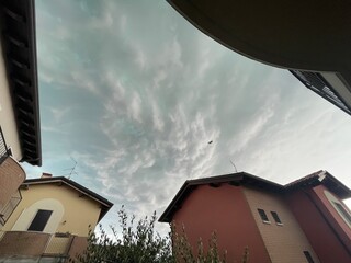 beginning of a twister 