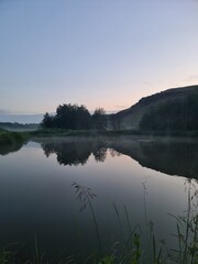 Fototapeta premium summer evening on the lake 