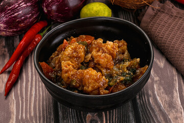 Prawn with vegetables and oyster sauce