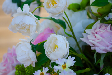 white lilac flowers