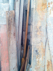 Used wood is not used. Damaged scrap wood.