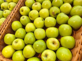 Background wallpaper of green apple