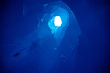 Fototapete Gletscher light into the glacier  © Sebastian