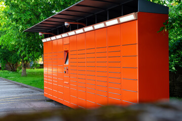 Postal terminal for automatic delivery of parcels.