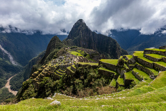 Machu Picchu Inca ruins and mountains