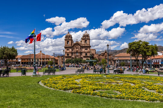 People and flags at Plaza de Armas