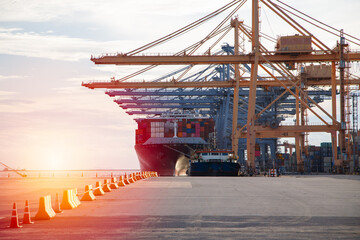 Close up vehicle carrier vessel loading car for shipping to worldwide, Large RoRo (Roll on off)...